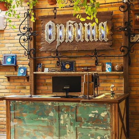 Orbita Boutique Hotel Sjymkent Exteriör bild