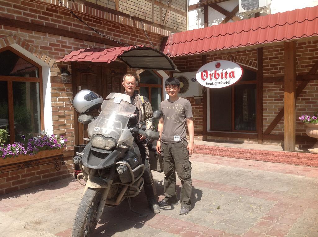 Orbita Boutique Hotel Sjymkent Exteriör bild
