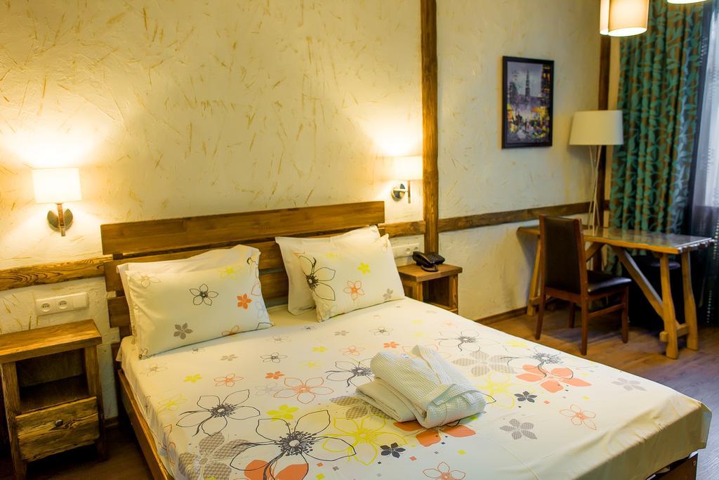 Orbita Boutique Hotel Sjymkent Exteriör bild