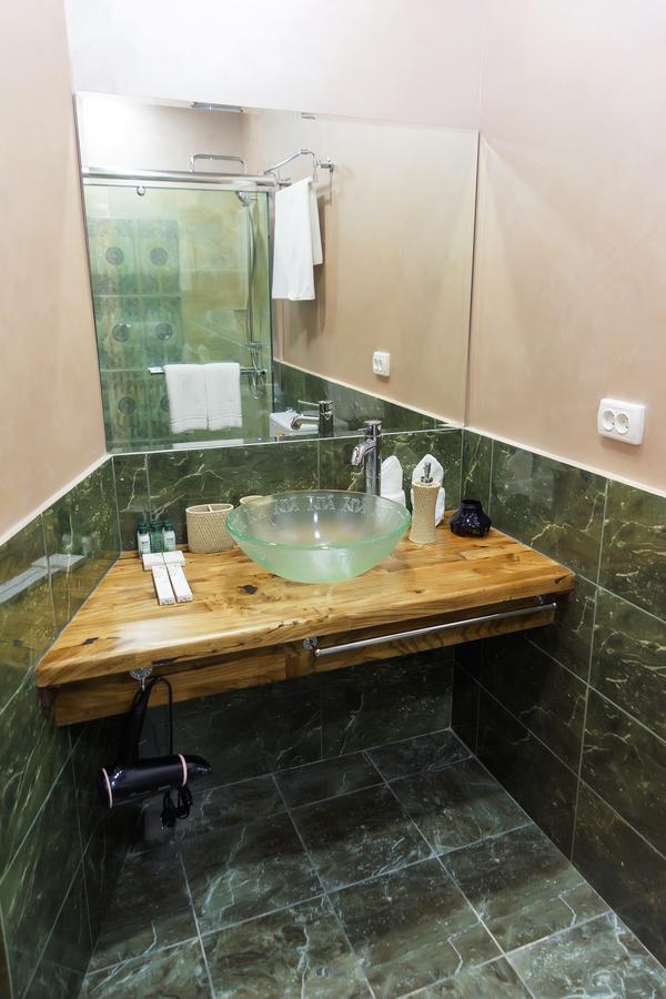Orbita Boutique Hotel Sjymkent Exteriör bild