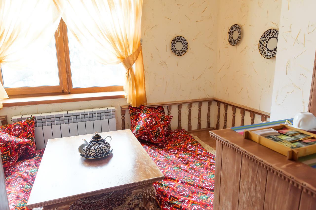 Orbita Boutique Hotel Sjymkent Exteriör bild